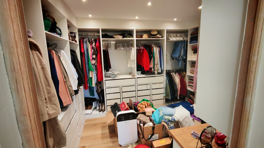 6 Bedroom Property for Sale in Middelburg Eastern Cape